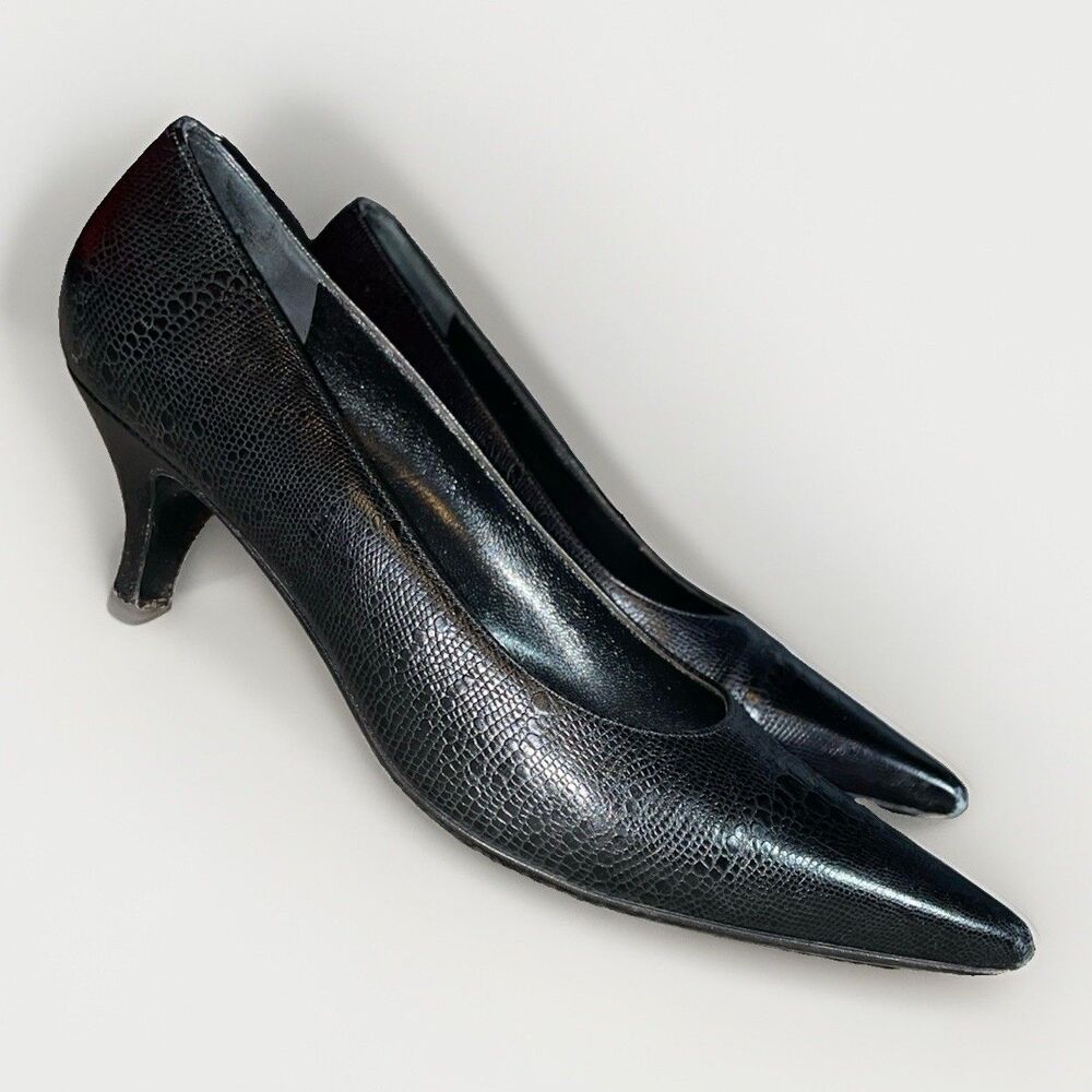 Ferragamo Black Lizard Embossed Leather Pointed Toe Kitten Heel Pumps 6.5B